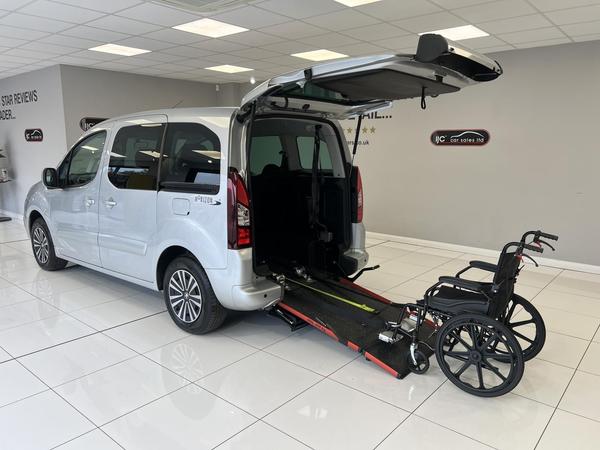 Peugeot Horizon 2017 WAV Wheelchair Adapted Vehicle with just 16,233 miles! 4 Seats Carries 5 in total including wheelchair user - 1.6 HDI Diesel Manual 100 BHP 5dr