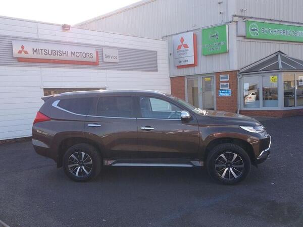 Mitsubishi Shogun Sport 2.4D 4 Auto 4WD Euro 6 5dr