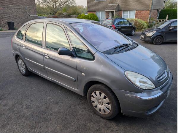 Citroen Xsara Picasso 2.0 HDi Exclusive 5dr