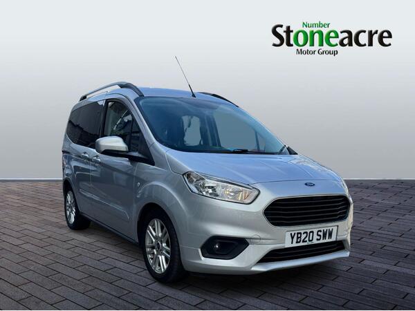 Ford Tourneo Courier 1.5 TDCi Titanium Euro 6 5dr