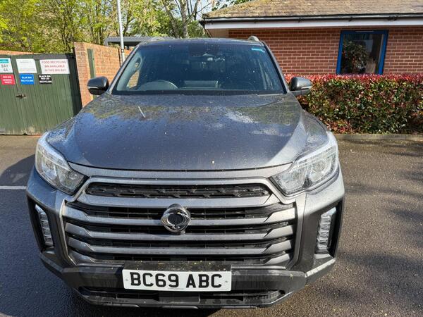 KGM Musso 2.2D Saracen Pickup Double Cab 4dr Diesel Auto 4WD Euro 6 (202 ps)