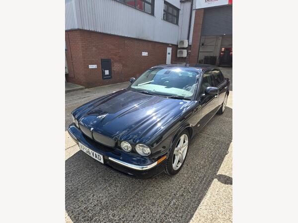 Jaguar XJ 2.7 TDVi Sport Premium 4dr