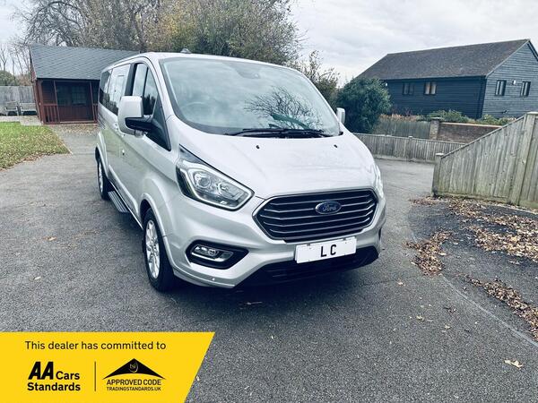 Ford Tourneo Custom 2.0 320 EcoBlue MHEV Titanium Minibus Double Cab 5dr Diesel Manual L2 Euro 6 (s/s) (130 ps)