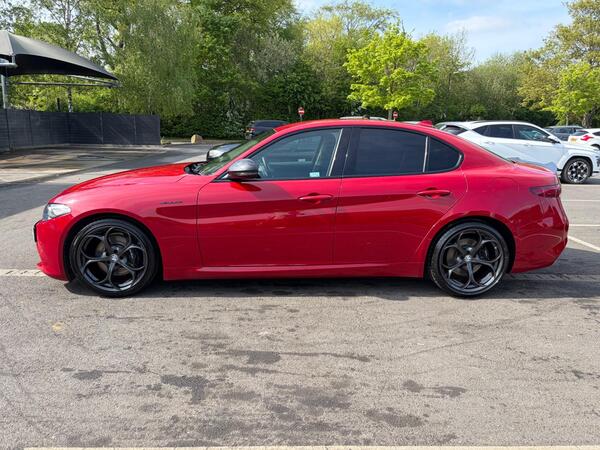 Alfa Romeo Giulia 2.0T Veloce Auto Euro 6 (s/s) 4dr