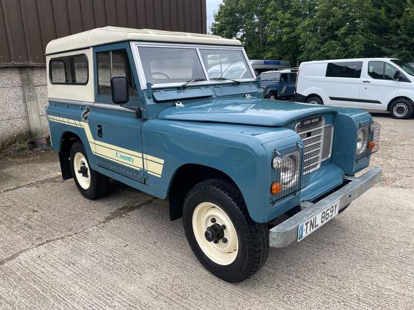 Land Rover Series III 2.3 88 (7 Seats)