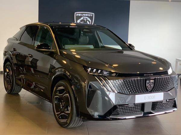 Peugeot E-3008 73kWh GT Auto 5dr
