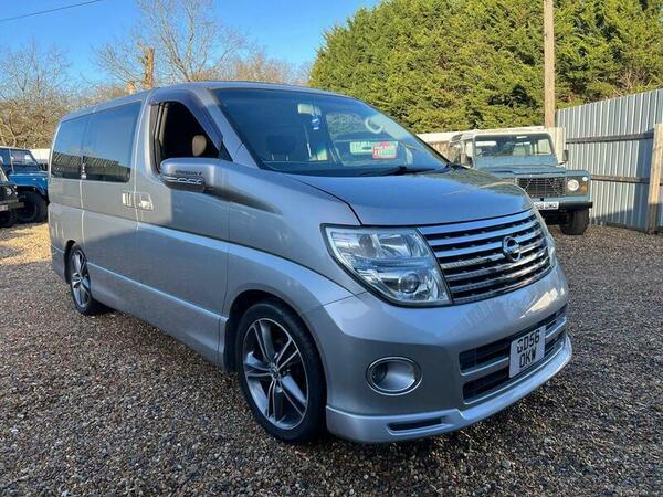 Nissan Elgrand 3.5 V6 MPV Petrol Automatic Camper Van 5dr