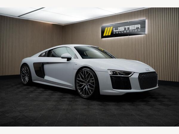 Audi R8 5.2 FSI V10 S Tronic quattro Euro 6 (s/s) 2dr