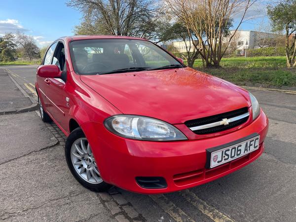 Chevrolet Lacetti 1.6 SX 5dr