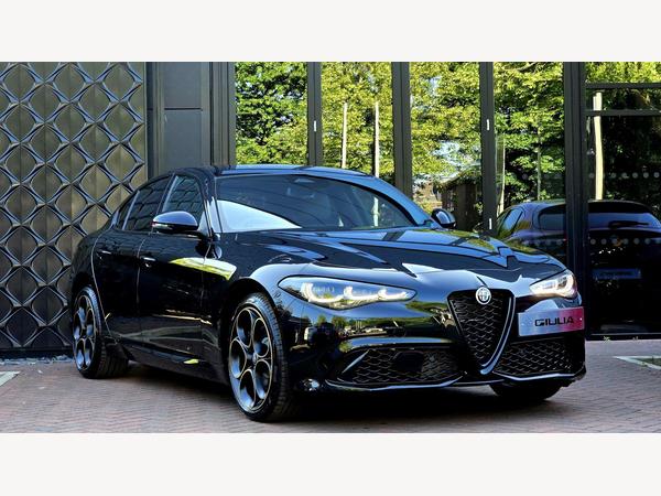 Alfa Romeo Giulia 2.0T Intensa Auto Euro 6 (s/s) 4dr