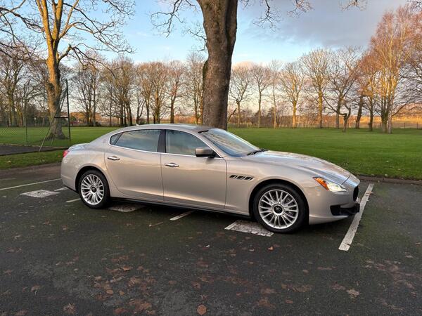 Maserati Quattroporte 3.0D V6 ZF Euro 5 (s/s) 4dr