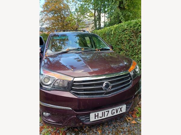 SsangYong Turismo 2.2D SE Euro 6 5dr