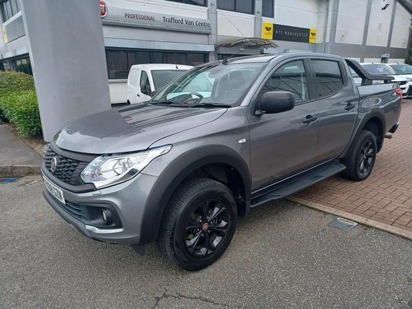 Fiat Fullback 2.4D Cross Pickup 4dr Diesel Auto 4WD Euro 6 (180 ps)