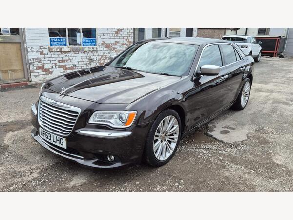 Chrysler 300C 3.0 CRD V6 Executive Auto Euro 5 4dr