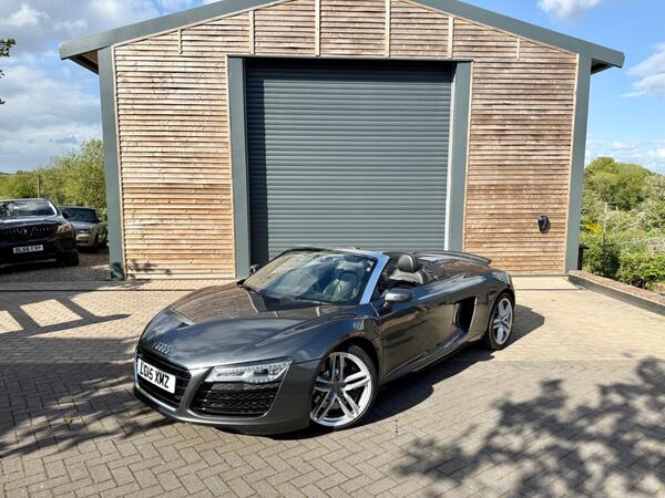 Audi R8 4.2 FSI V8 Spyder S Tronic quattro Euro 5 2dr