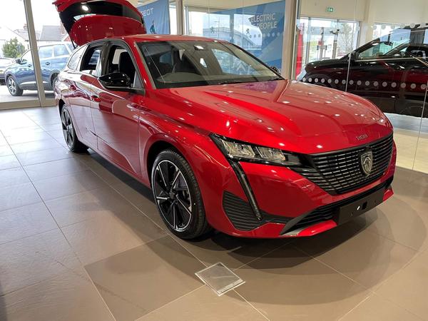 Peugeot E-308 54kWh Allure Auto 5dr