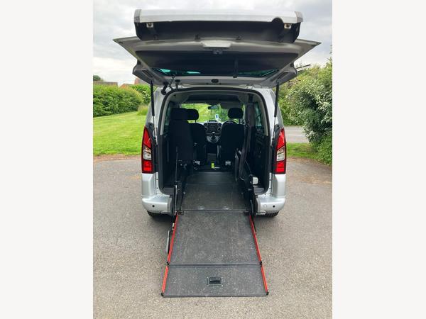 Peugeot Partner 1.6 BlueHDi 5 DOOR HORIZON WHEELCHAIR ACCESSIBLE MPV