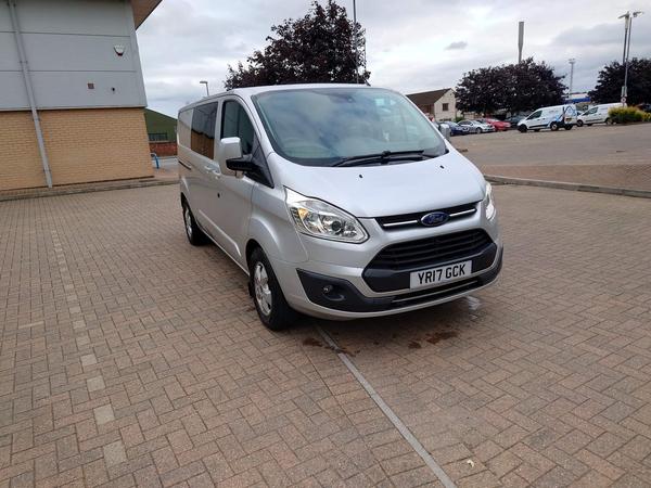 Ford Transit Custom 2.0 TDCi 310 Limited Combi Van 6dr Diesel Manual L2 H1 (161 g/km, 168 bhp)