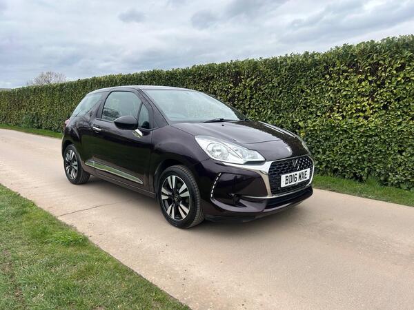 DS AUTOMOBILES DS 3 1.2 PureTech Chic Euro 6 3dr