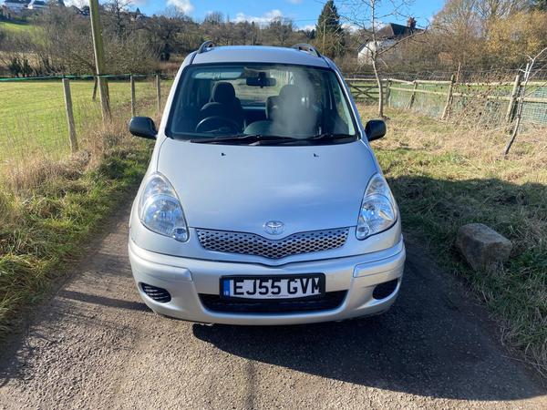 Toyota Yaris Verso 1.3 VVT-i T3 5dr