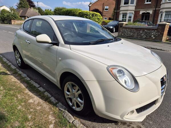 Alfa Romeo MiTo 1.4 16V Sprint Euro 5 3dr