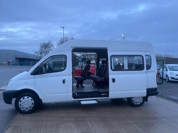 LDV MAXUS 2.5 CDI 3.9t LWB Minibus 4dr Diesel Manual (104 bhp)
