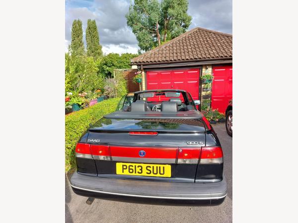 Saab 900 2.0i S 2dr