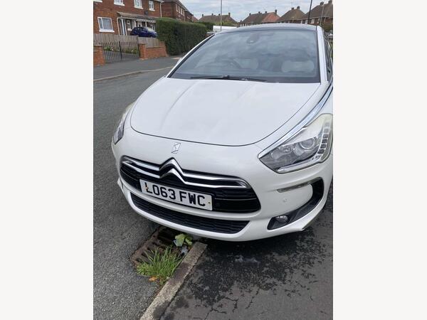 Citroen DS5 2.0 HDi DStyle Auto Euro 5 5dr