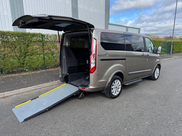 Ford Tourneo Custom 2.0 320 EcoBlue Titanium L1 Euro 6 (s/s) 5dr
