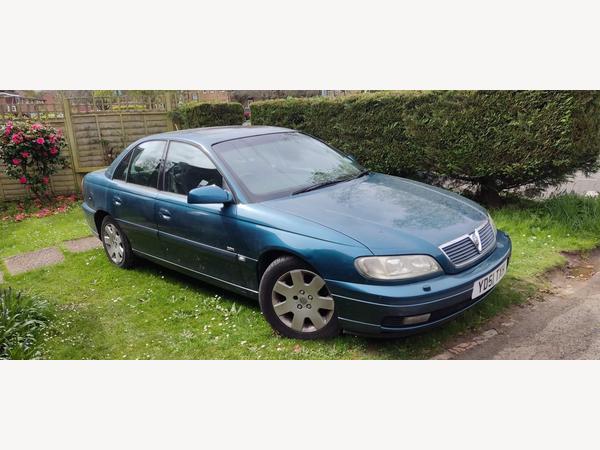 Vauxhall Omega 2.6i V6 24V CDX 4dr