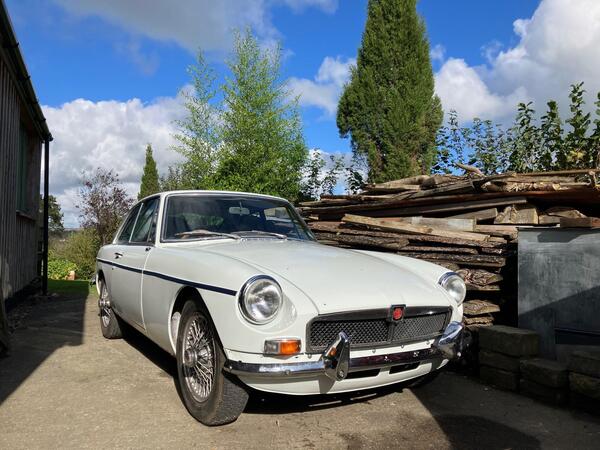 MG MGB GT 1.8 2dr