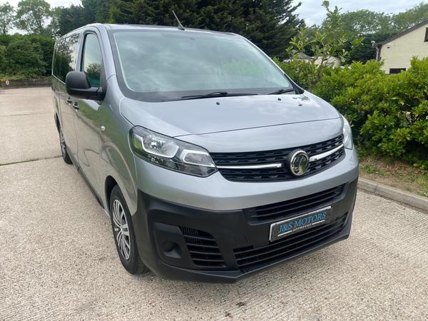 Vauxhall Vivaro Life 1.5 Turbo D Edition L LWB Euro 6 (s/s) 5dr (9 Seat)
