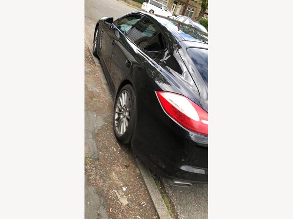 Porsche Panamera 3.0D V6 Platinum Edition TiptronicS Euro 5 (s/s) 5dr