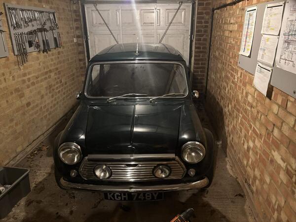 Austin Mini 1.0 City E 2dr