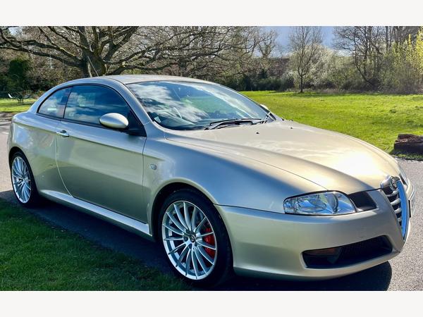 Alfa Romeo GT 3.2 V6 24V 2dr