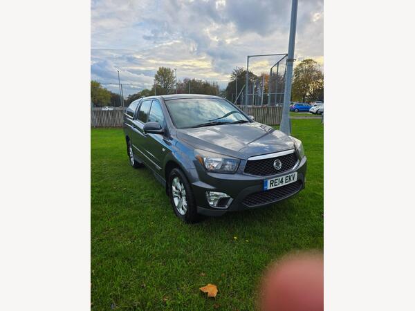SsangYong Korando Sports 2.0D EX Pickup Double Cab 4dr Diesel Manual 4WD Euro 5 (155 ps)