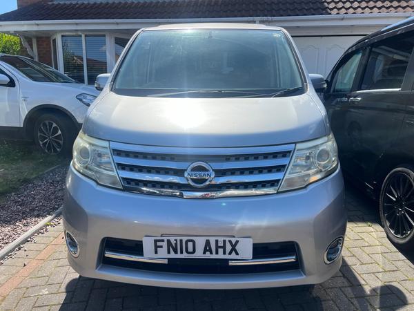 Nissan Serena 2.0 SGX 4dr