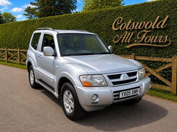 Mitsubishi Shogun 3.2 DI-D Equippe 3dr