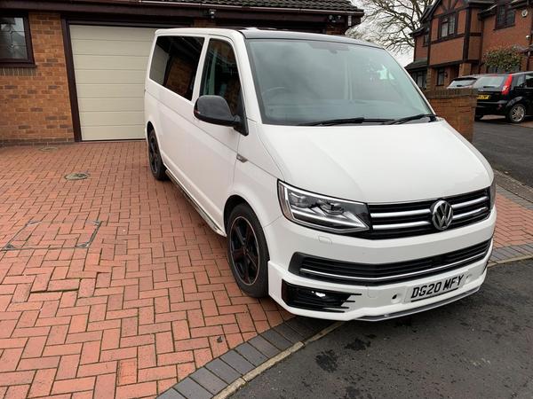 Volkswagen Transporter Sportline 2.0 BiTDI T32 BlueMotion Tech Sportline Crew Van 5dr Diesel DSG Euro 6 (s/s) (204 ps)