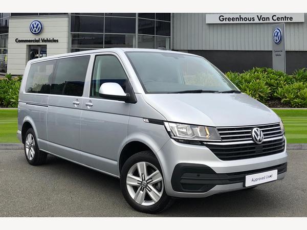 Volkswagen Transporter Shuttle SE LWB 150 PS 2.0 TDI 7sp DSG