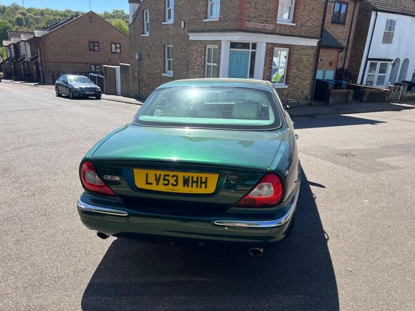 Jaguar XJ 3.0 XJ6 Sport 4dr