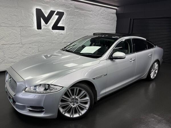 Jaguar XJ 3.0d V6 Portfolio Auto Euro 5 (s/s) 4dr