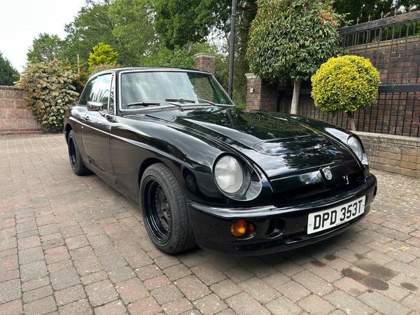 MG MGB GT 3.3 V8 2dr