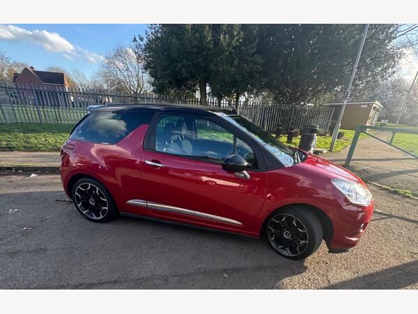 Citroen DS3 Cabrio 1.6 VTi DStyle Plus Euro 5 2dr