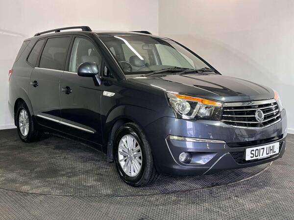 SsangYong Turismo 2.2D EX T-Tronic Euro 6 5dr