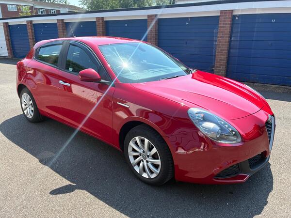Alfa Romeo Giulietta 1.4 TB Giulietta Euro 6 (s/s) 5dr