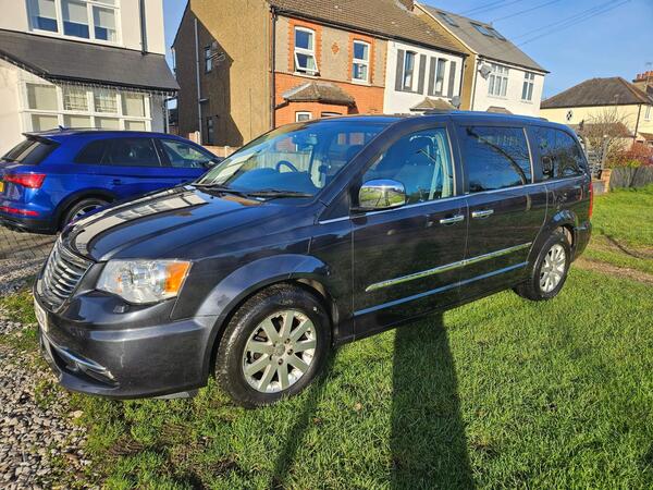 Chrysler Grand Voyager 2.8 CRD Limited Auto Euro 5 5dr