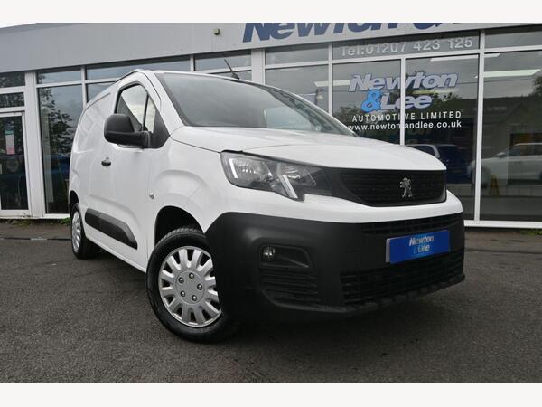 Peugeot Partner 1.5 BlueHDi 1000 Professional Standard Panel Van 5dr Diesel Manual SWB Euro 6 (s/s) (100 bhp) ** REAR PARKING SENSORS **