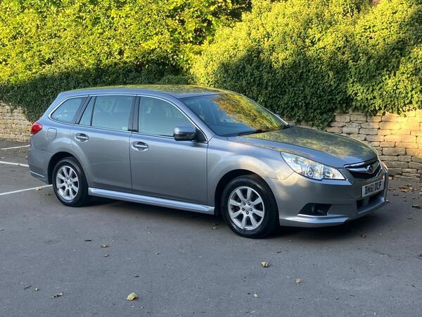 Subaru Legacy 2.0 ES Sport Tourer 4WD Euro 5 5dr (SNav)