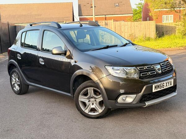 Dacia Sandero Stepway 0.9 TCe Laureate Euro 6 (s/s) 5dr